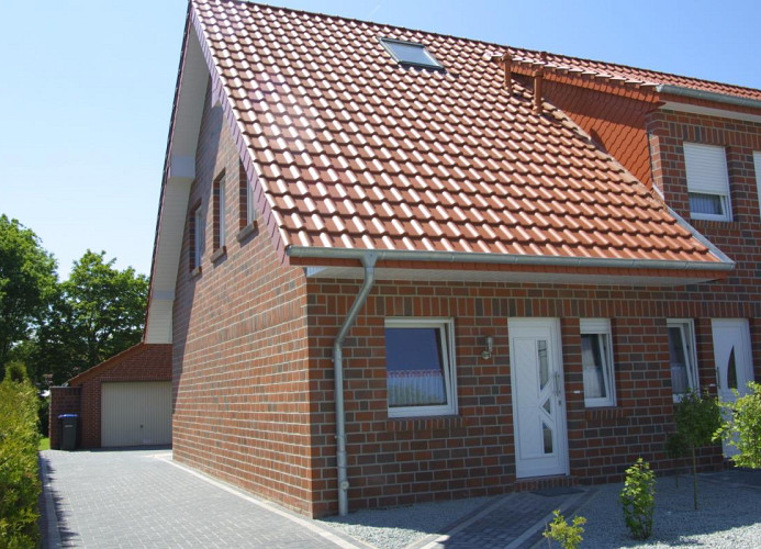 Eingang / Garage