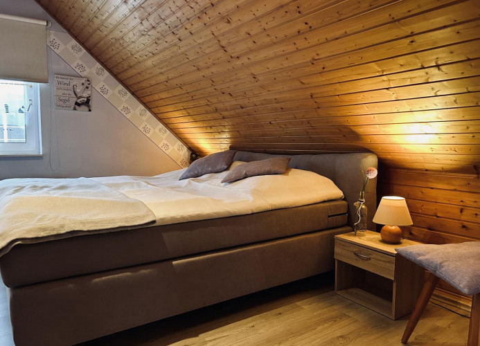 Schlafzimmer1